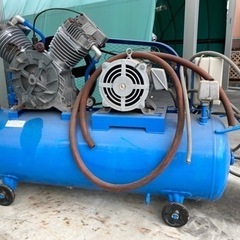 コンプレッサー　200ボルト