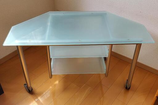 カリガリス　Calligaris　ガラス　コーナー　テレビラック　武蔵小杉渡し