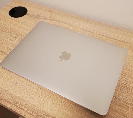 MacBook Air (13-inch, M1, 2020) 2023年4月6日まで