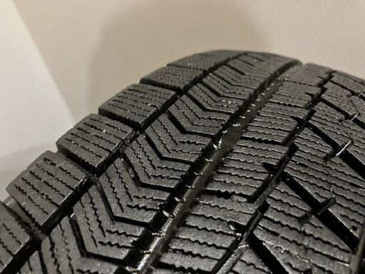BS BLIZZAK VRX 175/65R15 15インチ スタッドレス 4本 2018年製 バリ溝 キューブ スイフト ポルテ ミニ等　(TB698)クレジットカード QRコード決済可能