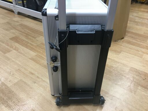 値下げしました(^^♪グルーミングスーツケース 中古品 キャリーバック