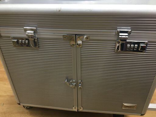 値下げしました(^^♪グルーミングスーツケース 中古品 キャリーバック