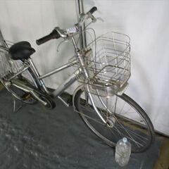 C623　限定特価　整備済み★ブリヂストン　アルベルト　シルバー★ 中古自転車 【27インチ 】