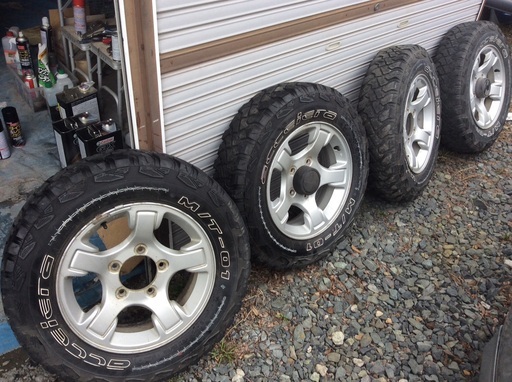 JB23 ジムニー用 M/T-01  タイヤ 4本セット 185/85R16 LT105/103L