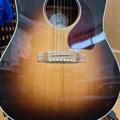 ギブソンj-45(ケース付き)