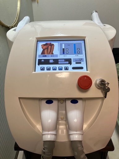 業務用脱毛機　エクレーヌ社　リープ