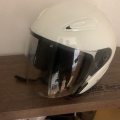 ヘルメット　白　Mサイズ　本日18時までの引取限定