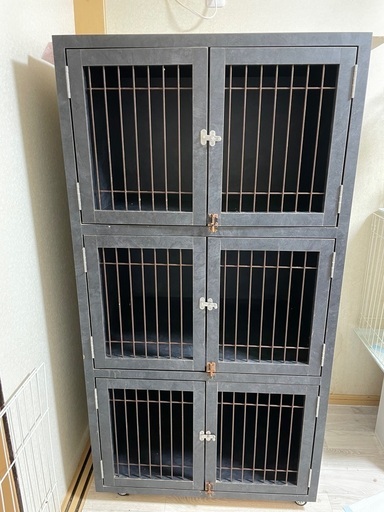 used 3段の犬舎ドッグマンション黒　ペットマンション