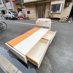 大阪市内配達設置無料 ?白シングルベッドセット??