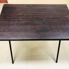 折り畳みテーブル(椅子無料)