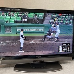 シャープ液晶テレビ32インチ　2011年製