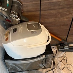 電子レンジ　炊飯器　掃除機