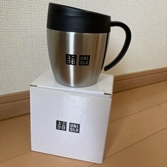 ステンレス製マグカップ　(ユニクロ　ロゴ入り)