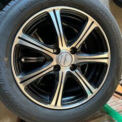 ■夏タイヤ：２０２２年製　※短期間の使用(４か月、2500km)アルミホイールセット