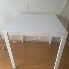 IKEA ダイニングテーブル 正方形