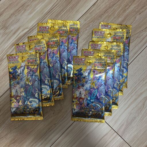 ポケモンカード　Vstarユニバース10パック（1box分）SR以上2枚の可能性もあります。