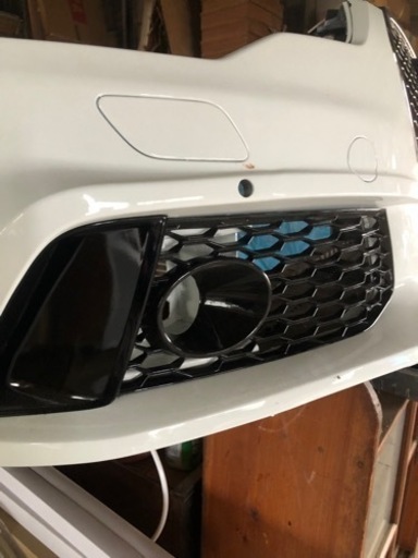 カッコイイ！！アウディa6 配送 C7 .4GRS バンパー一式！