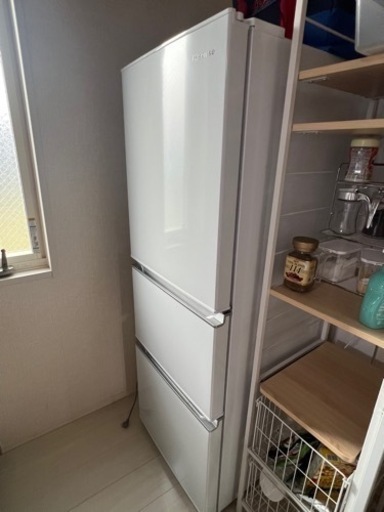 冷蔵庫 一人暮らし 二人暮らしにも 右開き 大容量  ほわいと