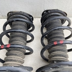 ヴォクシー80系　純正ショック(前後)