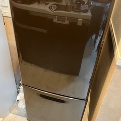 決まりました冷蔵庫　パナソニック　2011年製