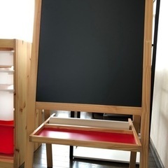 （お取引決定しました）IKEAの子供用黒板&ホワイトボード