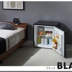 コンパクト冷蔵庫◼️カラー:ブラック