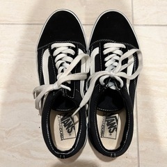 ☆お譲り先決定☆ VANS オールドスクール スニーカー