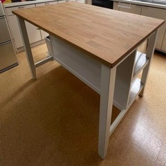 IKEA アイランドキッチン　収納　作業台