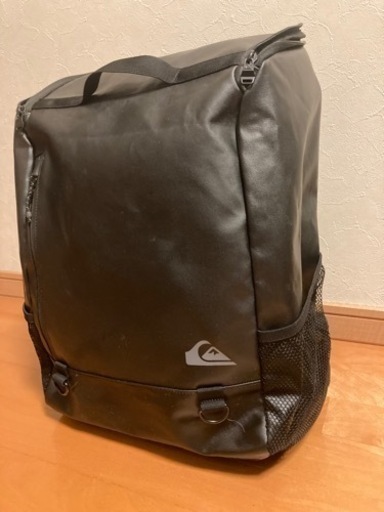 QUICKSILVER(クイックシルバー)防水加工 大容量　バックパック 35L
