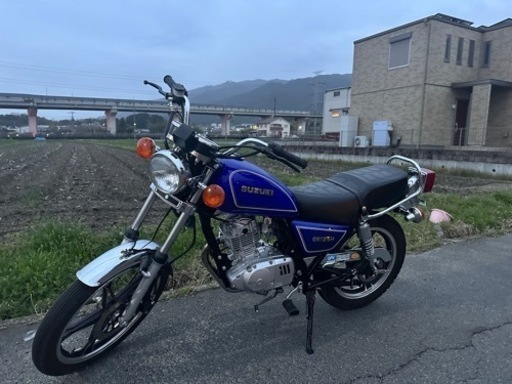 GN 125ccバイク