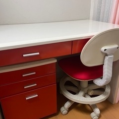学習机　テーブル　椅子　赤白