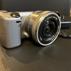 ミラーレスカメラ ソニー NEX-5T ジャンク品（26日13時〆切）