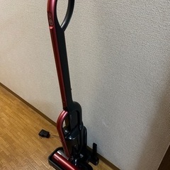 TOSHIBA コードレス　クリーナー　掃除機