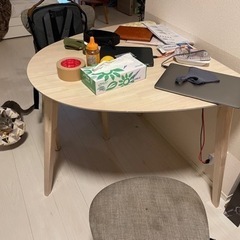 デザインテーブル　椅子2脚