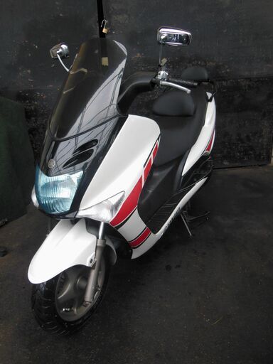 YAMAHA マジェスティ125FI ホワイト カスタム 社外マフラー セル始動 軽整備済 マジェスティー  小型 原付 YAMAHA マジェスティ125FI ホワイト カスタム 社外マフラー セル始動