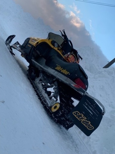 取引中 スノーモービル スキードゥー ROTAX700 バックギア付き