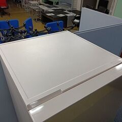 ツインバード　KHR-EJ15　２ドア冷蔵庫　シルバーベージュ色『美品中古』2018年