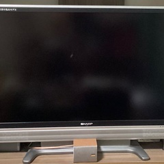 シャープ製46インチ液晶テレビ