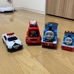 乗り物セット　パトカー　消防車　トーマス