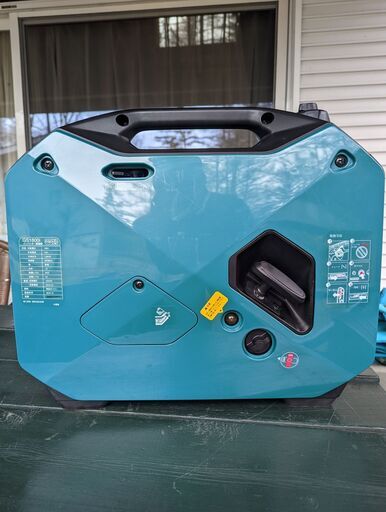 URCERI インバーター発電機 GS1800i 定格出力1.4kKW 正弦波