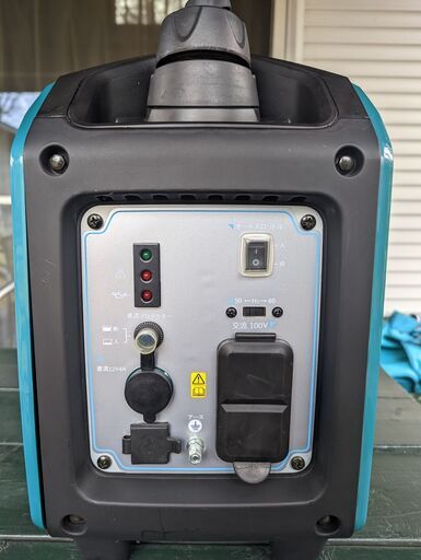 URCERI インバーター発電機 GS1800i 定格出力1.4kKW 正弦波