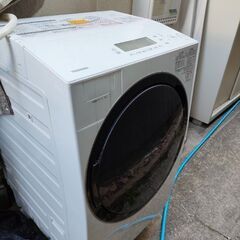 東芝2015年製ドラム式洗濯機（ジャンク品）