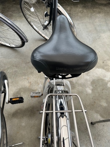 ブリヂストン ロングティーン27インチ 2年通学で乗っていた自転車ギヤ周り新品です。