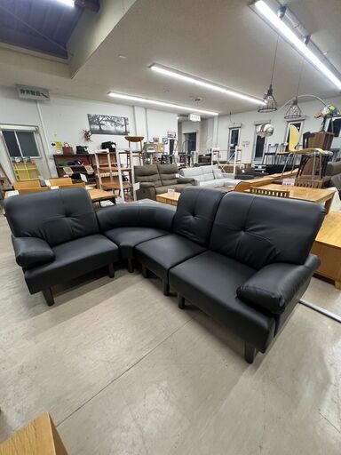 コーナーソファー❕　美品❕　4Pコーナーソファー❕　ゲート付き軽トラ”無料貸出❕購入後取り置きにも対応 ❕R3207