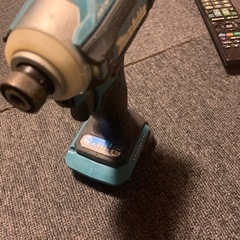 マキタ　インパクト　TD172D