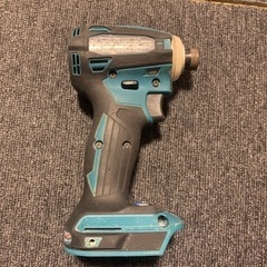 マキタ　インパクト　TD172D