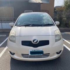  今すぐ乗れる‼️ TOYOTA Vitz    4WD