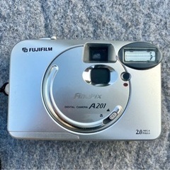 フジフィルムデジタルカメラ（中古品)