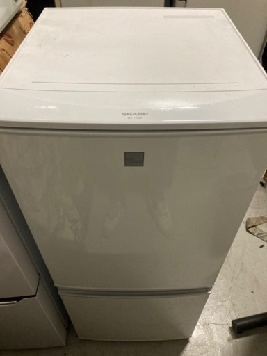 2018年製シャープ137L冷凍冷蔵庫