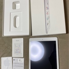 【美品】iPad Air Wi-fi 32GB Silver (...